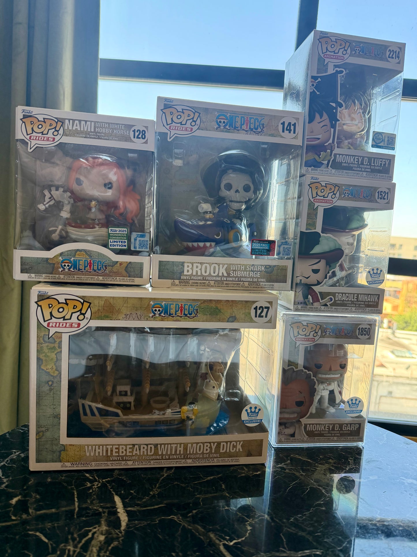LOT FUNKO POP ONE PIECE STORE FUNKO HOLLYWOOD USA