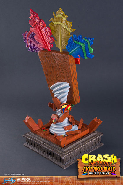 CRASH BANDICOOT - Masque taille réelle Aku Aku - 65cm