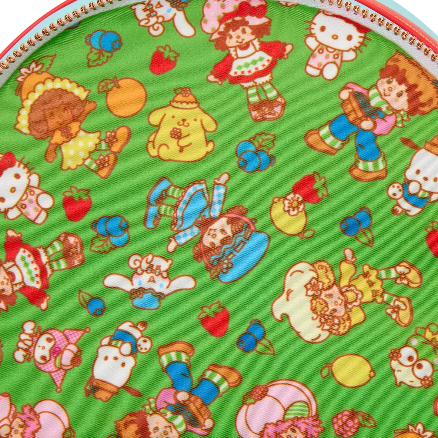 SANRIO X CHARLOTTE AUX FRAISES - Mini Sac à Dos LoungeFly