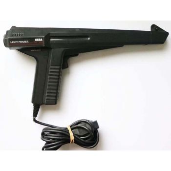 CONSOLE MASTER SYSTEM 1 AVEC 2 MANETTES + GUN + 4 JEUX SOUS BOITE (occasion)